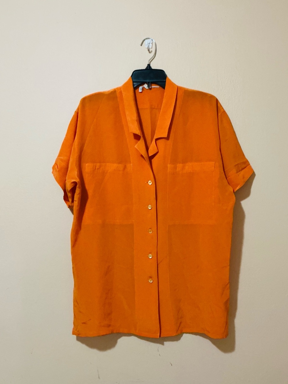 Casual Short-Sleeve Button-Down Shirt in Orange